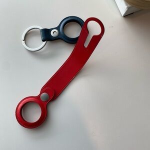 Apple AirTag keyrings (AirTags not included)